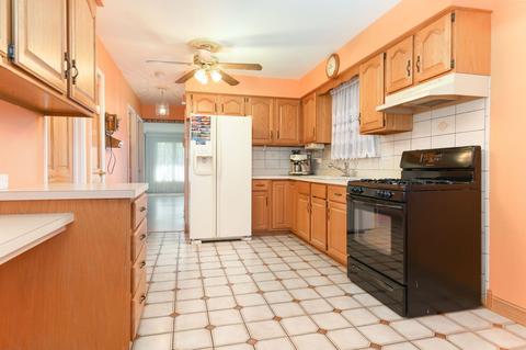 7544 S Lorel Ave, Burbank, IL 60459 photo 4