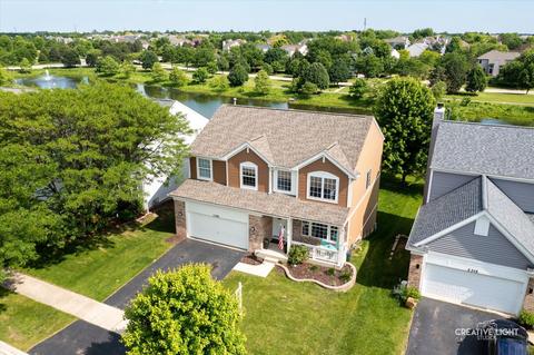 2381 Halsted Ln, Aurora, IL 60503 photo 4