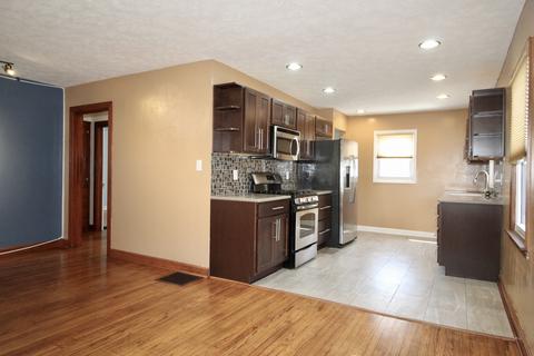 309 Clay St, Normal, IL 61761 photo 5
