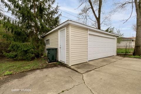 305 Newark Ln, Hoffman Estates, IL 60169 photo 18