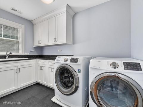 304 E 3rd St, Elmhurst, IL 60126 photo 29