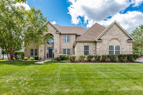 920 Legacy Rdg, Algonquin, IL 60102 photo 1