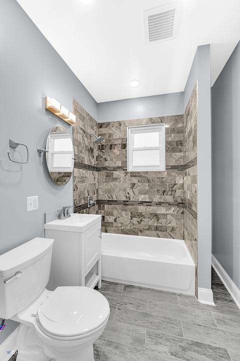 4331 S Artesian Ave, Chicago, IL 60632 photo 8
