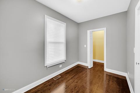 4331 S Artesian Ave, Chicago, IL 60632 photo 9