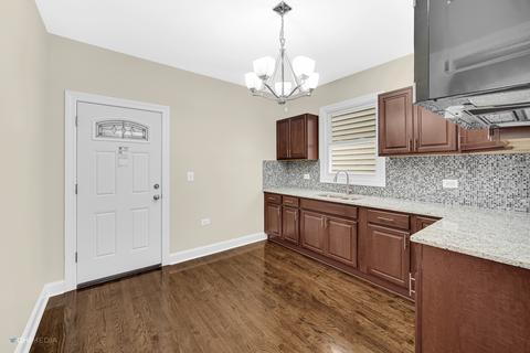 4331 S Artesian Ave, Chicago, IL 60632 photo 17