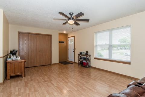 1610 Edgewater Dr, Morris, IL 60450 photo 8