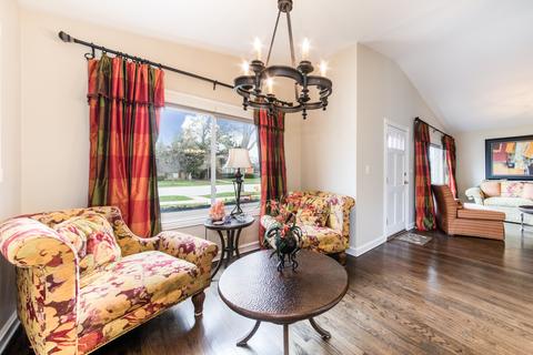 8458 W Normal Ave, Niles, IL 60714 photo 7