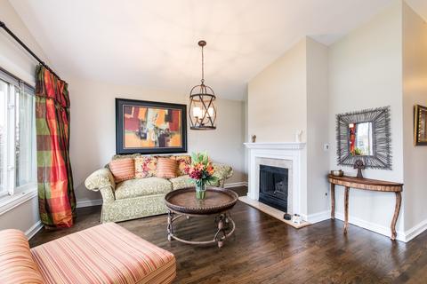 8458 W Normal Ave, Niles, IL 60714 photo 4