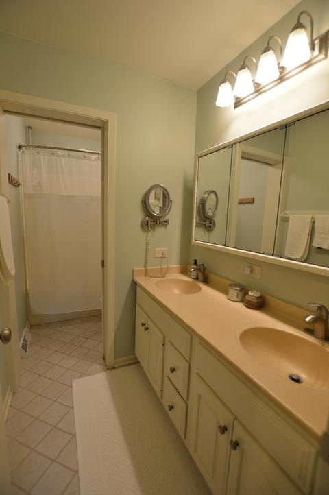 6712 Normandy Dr, Spring Grove, IL 60081 photo 13