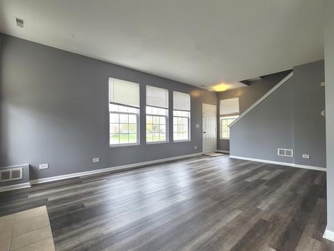 1460 Millbrook Dr, Algonquin, IL 60102 photo 4