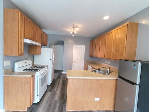 1460 Millbrook Dr, Algonquin, IL 60102 photo 8