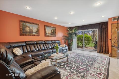 1575 Sandpebble Dr #107, Wheeling, IL 60090 photo 3