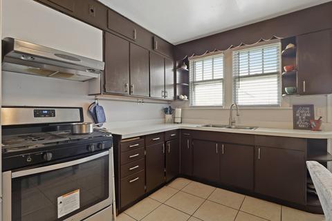 7230 W 60th Pl, Summit, IL 60501 photo 5