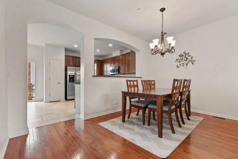 27 E Willow Rd, Wheeling, IL 60090 photo 7
