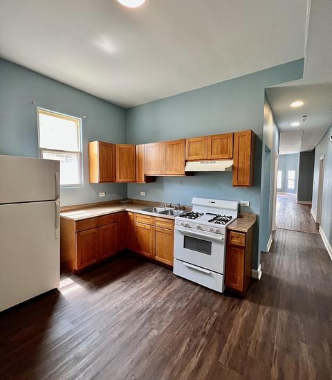 7125 S Champlain Ave, Chicago, IL 60620 photo 6