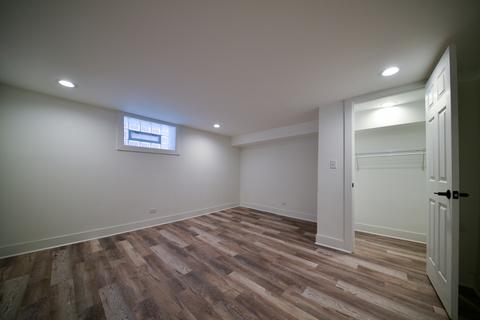 7242 S Bennett Ave, Chicago, IL 60649 photo 34