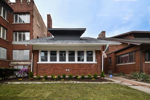 7242 S Bennett Ave, Chicago, IL 60649 photo 1