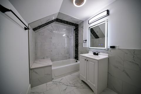 7242 S Bennett Ave, Chicago, IL 60649 photo 31