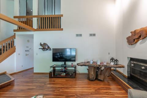 802 Edgelawn Dr, Plano, IL 60545 photo 4