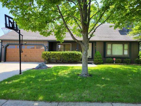 802 Edgelawn Dr, Plano, IL 60545 photo 7