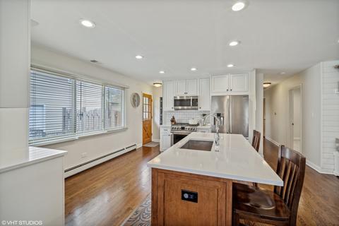 1309 E Mulberry Ln, Mount Prospect, IL 60056 photo 8