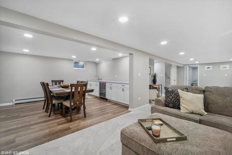 1309 E Mulberry Ln, Mount Prospect, IL 60056 photo 18