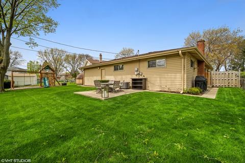 1309 E Mulberry Ln, Mount Prospect, IL 60056 photo 23