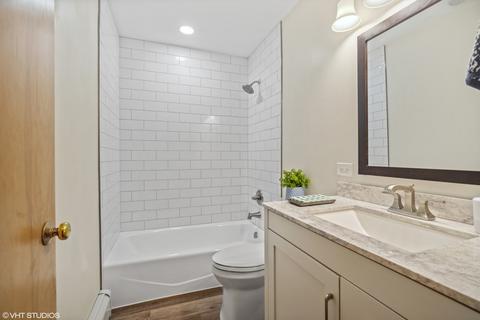 1309 E Mulberry Ln, Mount Prospect, IL 60056 photo 11