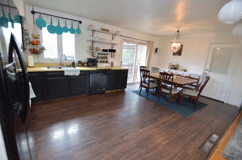 6709 Normandy Dr, Spring Grove, IL 60081 photo 2
