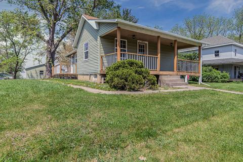103 N Jackson St, Philo, IL 61864 photo 3