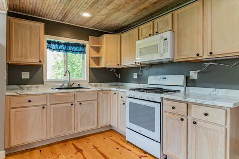 103 N Jackson St, Philo, IL 61864 photo 7