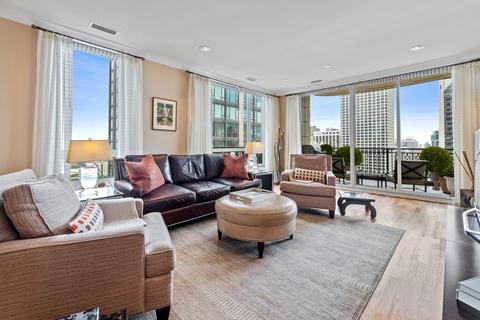 10 E Delaware Pl #22E, Chicago, IL 60611 photo 5