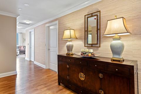 10 E Delaware Pl #22E, Chicago, IL 60611 photo 3