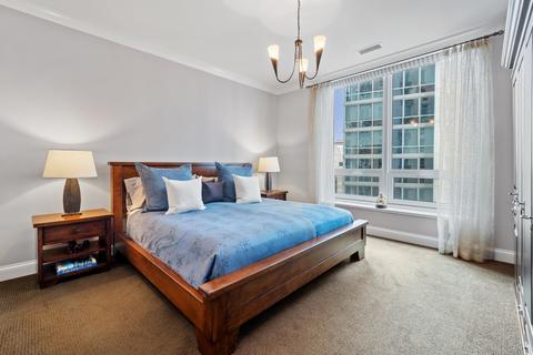 10 E Delaware Pl #22E, Chicago, IL 60611 photo 13
