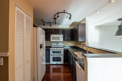 680 Mill Cir #203, Wheeling, IL 60090 photo 7