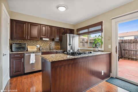 1732 Bristol Walk, Hoffman Estates, IL 60169 photo 4