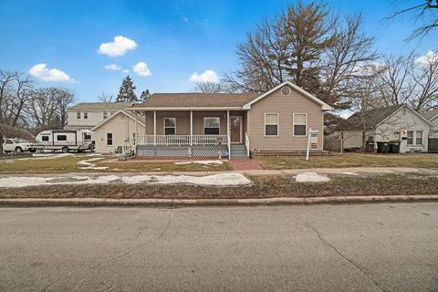 306 Eleanor St, Thornton, IL 60476 photo 1