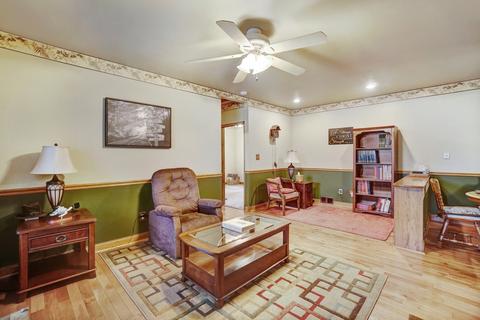 306 Eleanor St, Thornton, IL 60476 photo 4