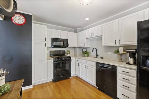 2885 N Augusta Dr, Wadsworth, IL 60083 photo 5