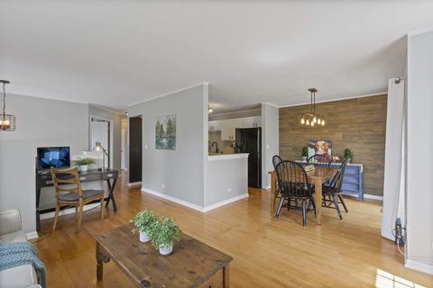 2885 N Augusta Dr, Wadsworth, IL 60083 photo 3