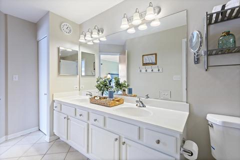 2885 N Augusta Dr, Wadsworth, IL 60083 photo 9