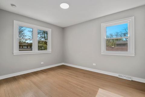 1605 W Catalpa Ln, Mount Prospect, IL 60056 photo 20