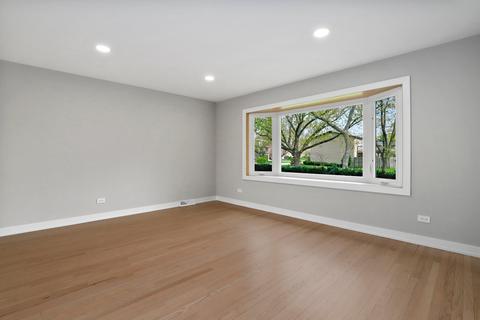 1605 W Catalpa Ln, Mount Prospect, IL 60056 photo 7