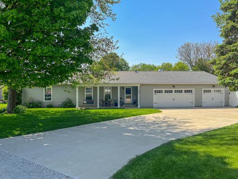 10 Kennedy Ct, Philo, IL 61864 photo 1