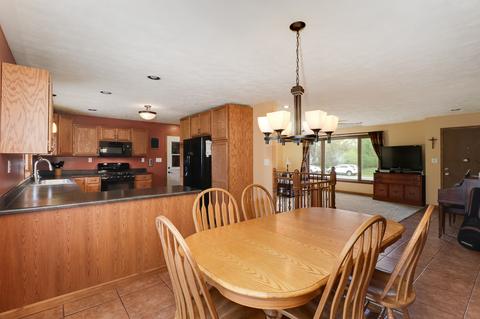 9291 Apollo Rd, Bloomington, IL 61705 photo 8