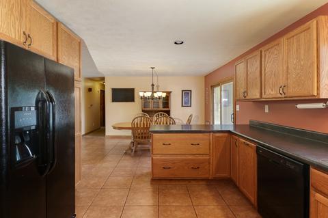 9291 Apollo Rd, Bloomington, IL 61705 photo 11