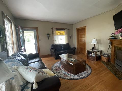 212 W Mazon Ave, Dwight, IL 60420 photo 4