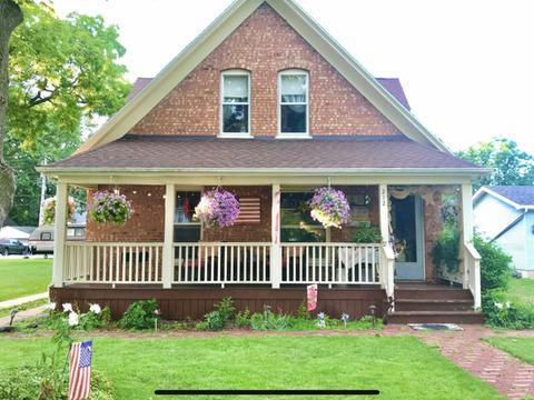 212 W Mazon Ave, Dwight, IL 60420 photo 1