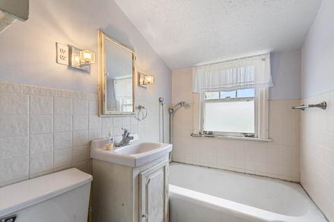 237 Sunrise Ave, Willowbrook, IL 60527 photo 12