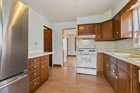 237 Sunrise Ave, Willowbrook, IL 60527 photo 7